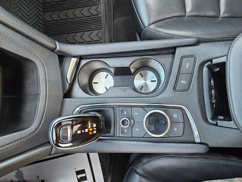 Used 2021 Cadillac XT5 Sportv image 16