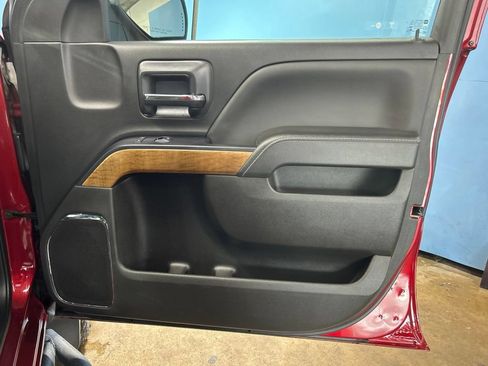 Used 2018 Chevrolet Silverado 1500 LTZ AWD/4WD image 49