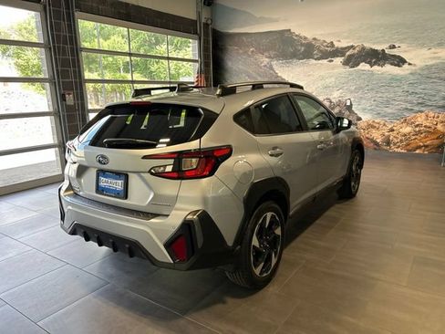 Used 2024 Subaru Crosstrek 2.5i Limited AWD/4WD image 6