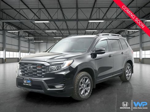 Certified 2024 Honda Passport TrailSport image 1