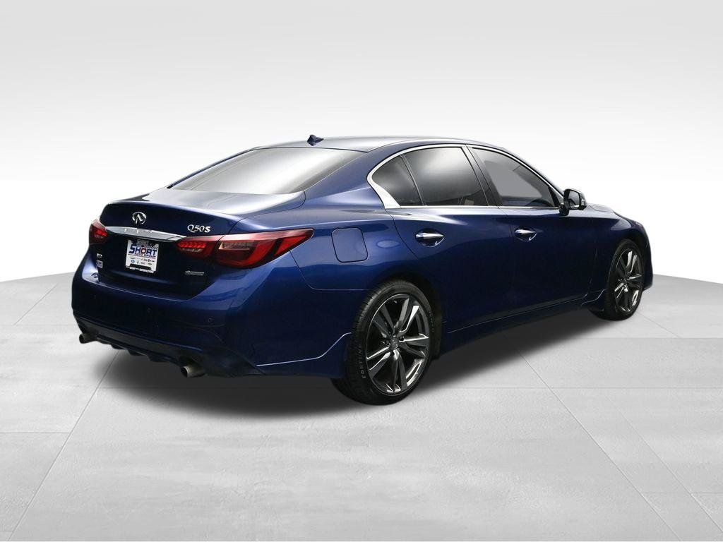 Used 2019 INFINITI Q50 Signature Edition w/ Cargo Package (L96) AWD/4WD image 5