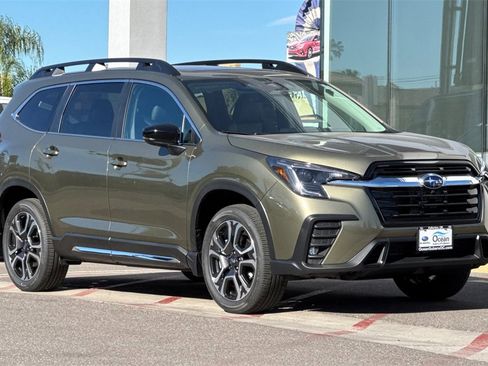 New 2026 Subaru Ascent Limited image 2