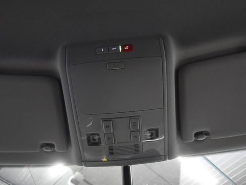 Used 2022 Volkswagen Atlas SE AWD/4WD image 20