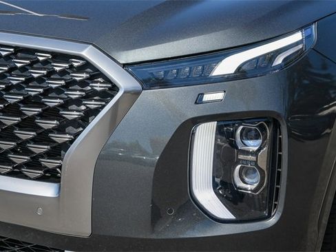 Certified 2022 Hyundai Palisade Calligraphy w/ Winter Package image 12