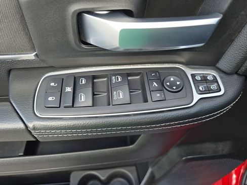 Used 2024 RAM 2500 Big Horn w/ Bed Utility Group image 32