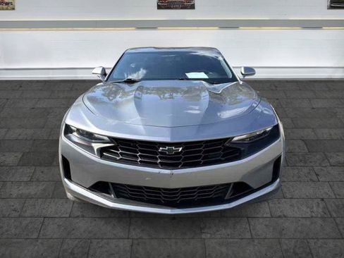 Used 2019 Chevrolet Camaro LT RWD image 2