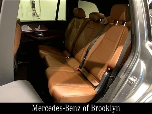 Certified 2024 Mercedes-Benz GLS 450 4MATIC image 23