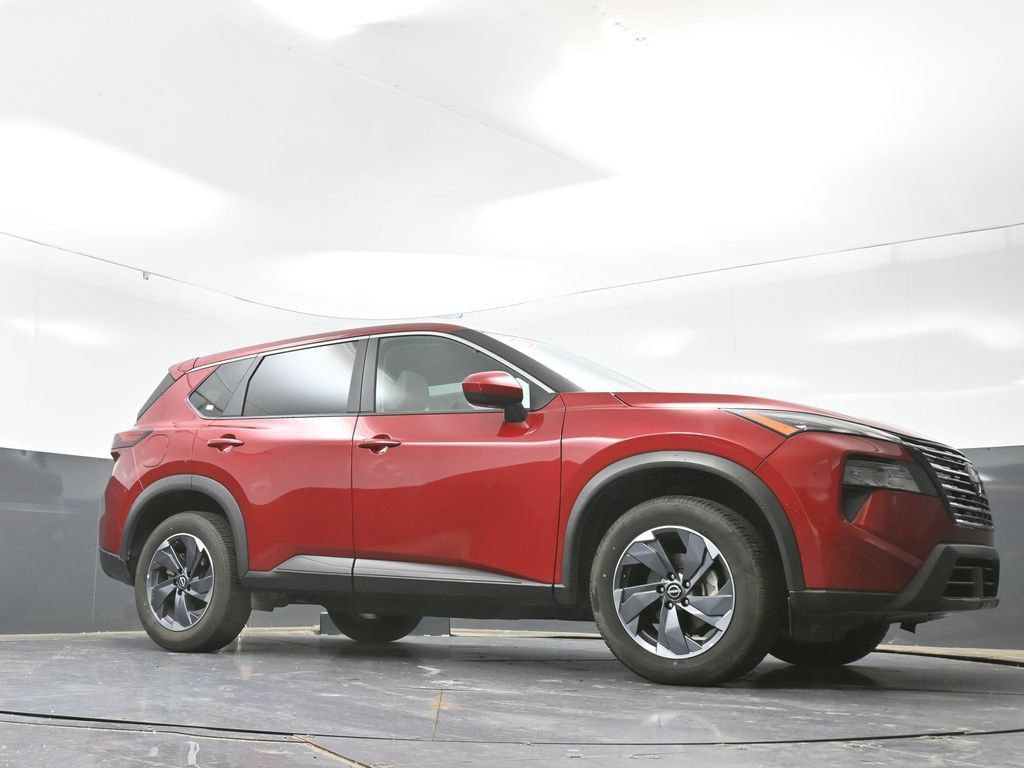 Used 2025 Nissan Rogue SV FWD image 41