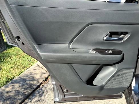 New 2026 Nissan Kicks SR w/ SR Premium Package FWD image 8