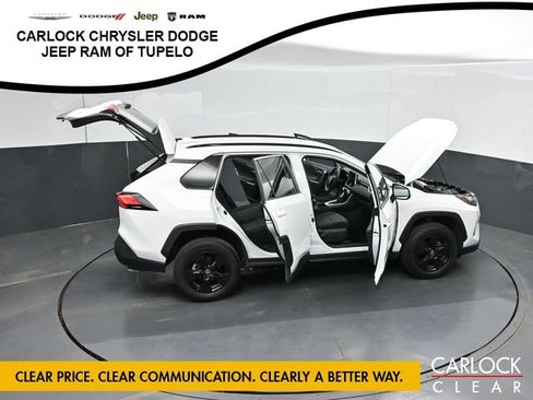 Used 2024 Toyota RAV4 XLE FWD image 51