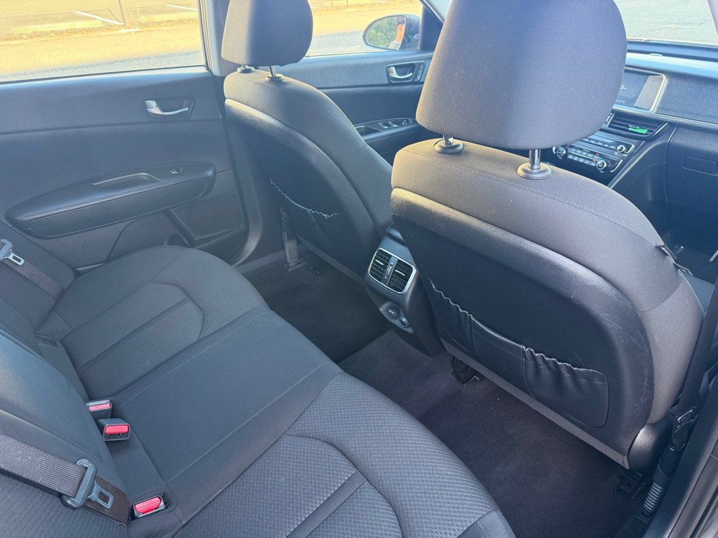Used 2017 Kia Optima Premium w/ Hybrid Convenience Package FWD image 14