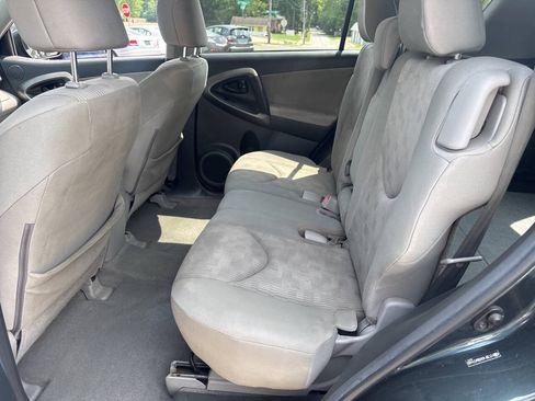 Used 2011 Toyota RAV4 4WD w/ Base L4 Extra Value Pkg image 15