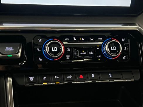 Used 2024 GMC Sierra 3500 Denali Ultimate image 15