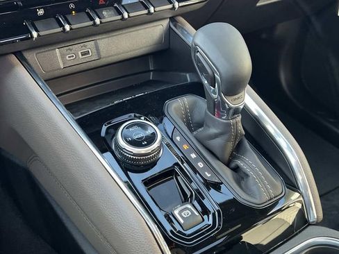 New 2026 GMC Canyon Denali image 23