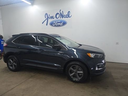 Used 2022 Ford Edge SEL w/ Sport Appearance Package image 1