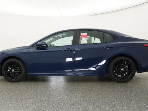 New 2026 Toyota Camry SE image 10