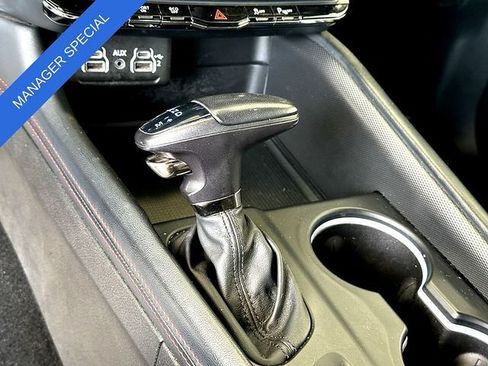 Used 2024 Dodge Durango GT AWD/4WD image 17