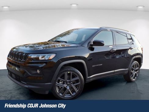 New 2026 Jeep Compass Latitude image 1