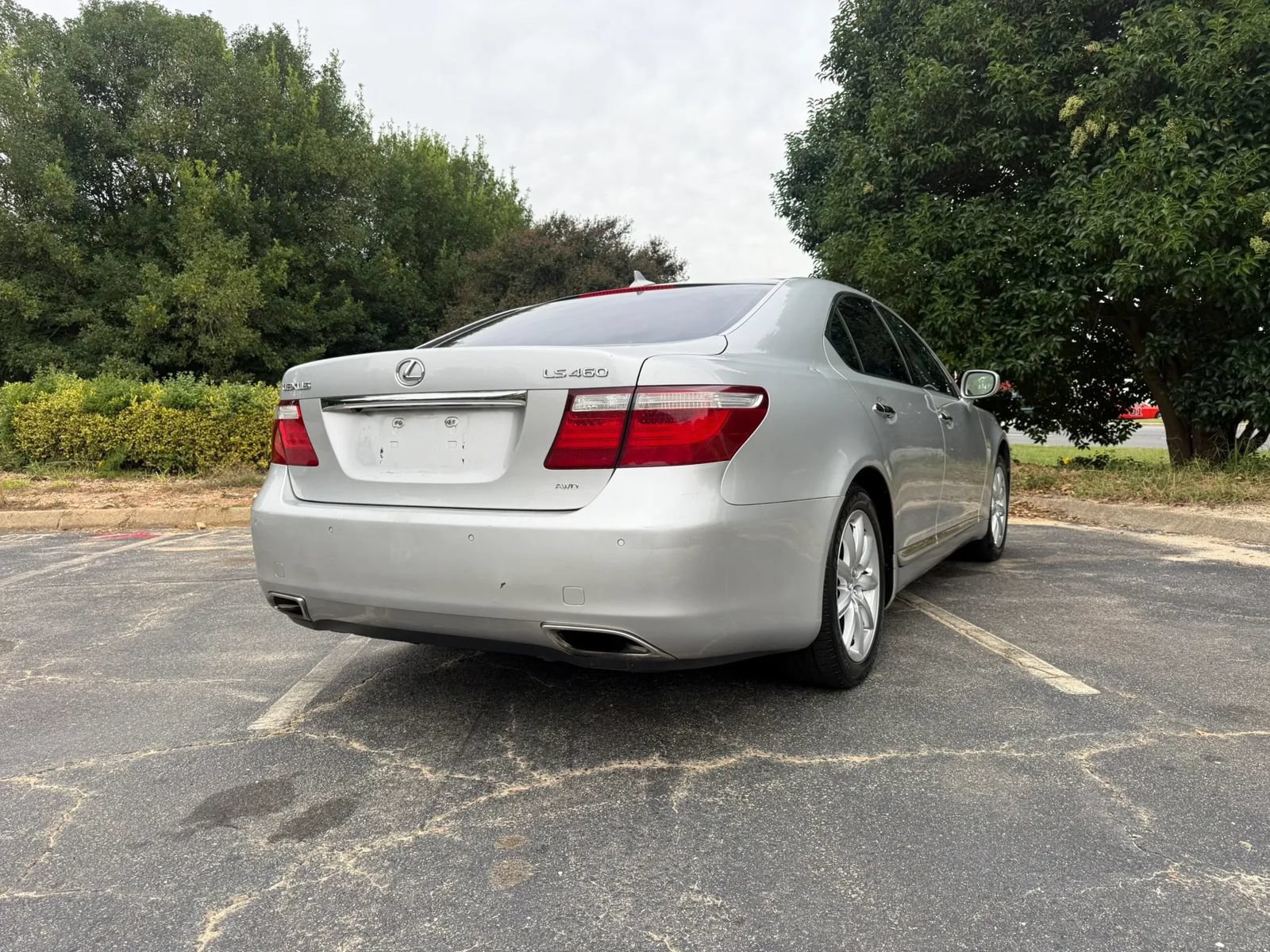 Used 2009 Lexus LS 460 AWD w/ Comfort Seating Pkg image 6