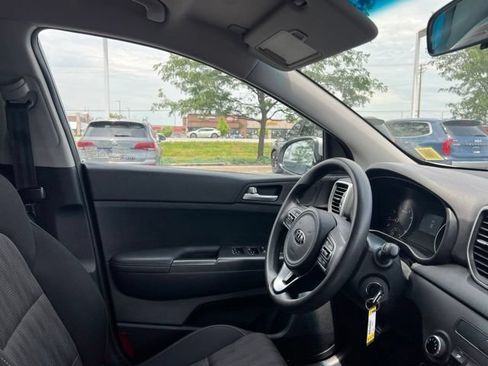 Used 2019 Kia Sportage LX FWD image 31