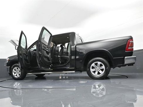 Used 2019 RAM 1500 Laramie AWD/4WD image 49