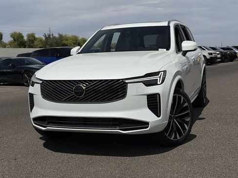 New 2026 Volvo XC90 T8 Plus w/ Protection Package Premier AWD/4WD image 3