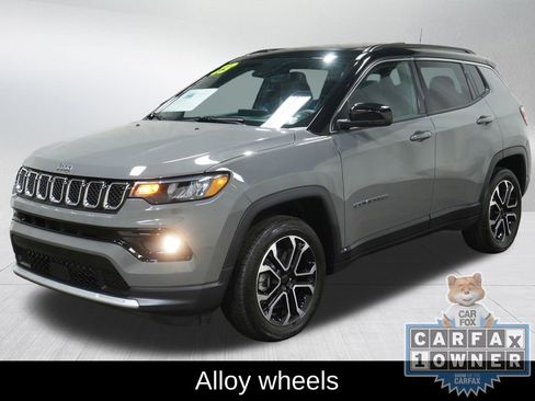 Used 2023 Jeep Compass Limited w/ Sun and Sound Group AWD/4WD image 11