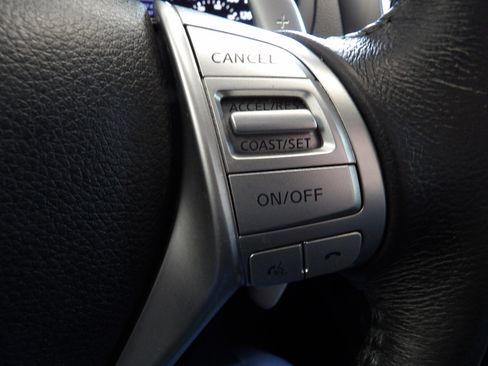 Used 2016 Nissan Altima 2.5 SR image 29