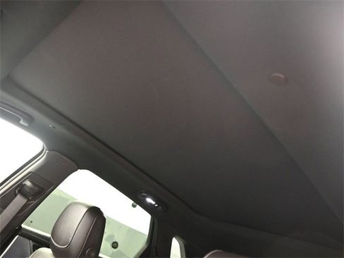 Used 2025 Cadillac XT5 Premium Luxury image 11