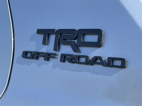 Used 2025 Toyota 4Runner TRD Off-Road Premium image 16