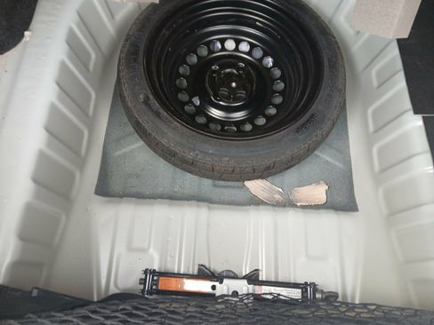 Used 2025 Nissan Versa S w/ Trunk Package FWD image 17