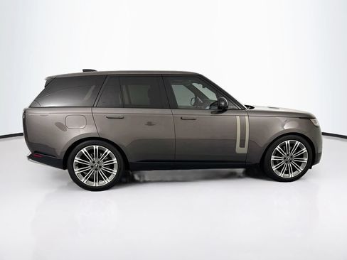 Used 2022 Land Rover Range Rover SE AWD/4WD image 4