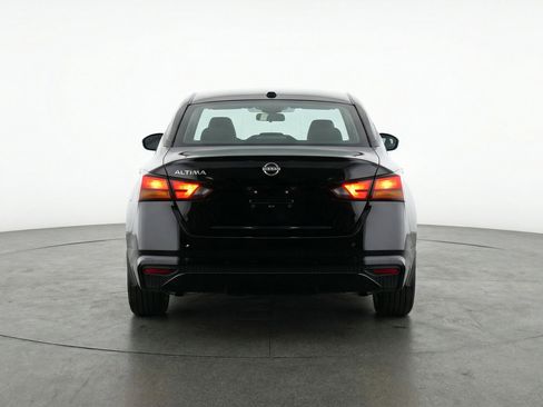 Used 2025 Nissan Altima 2.5 SV image 7