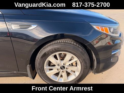 Used 2018 Kia Optima LX image 11