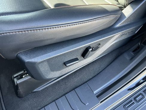 Used 2025 Ford F250 Lariat w/ Lariat Ultimate Package AWD/4WD image 24