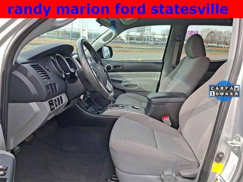 Used 2014 Toyota Tacoma PreRunner image 13