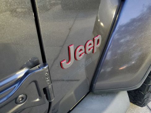 Used 2019 Jeep Wrangler Unlimited Rubicon image 6