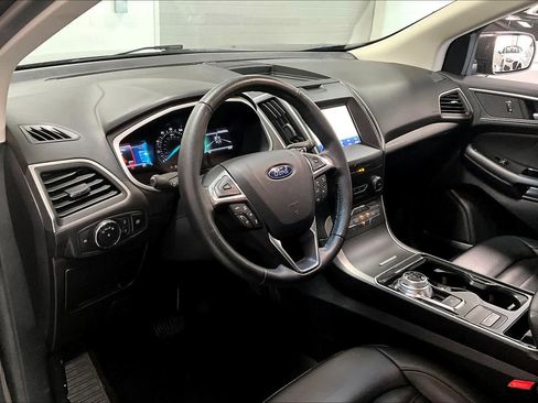 Used 2020 Ford Edge SEL image 2