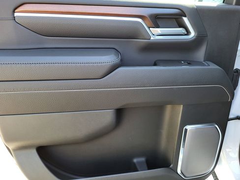 New 2025 GMC Sierra 3500 Denali w/ Denali Reserve Package image 37