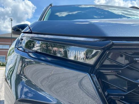 Used 2026 Honda CR-V Sport Touring image 10
