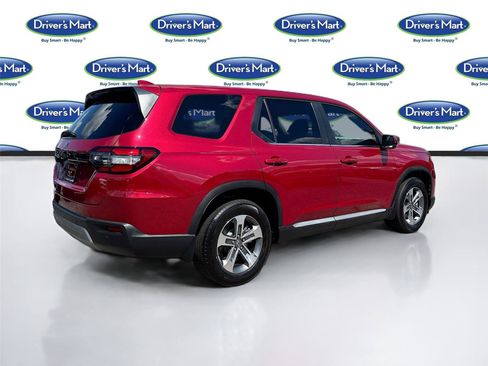Used 2025 Honda Pilot EX-L image 7