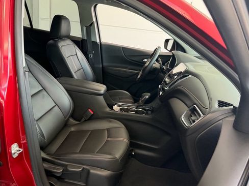 Used 2022 Chevrolet Equinox Premier AWD/4WD image 19
