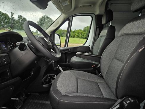 New 2026 RAM ProMaster 2500 FWD image 11