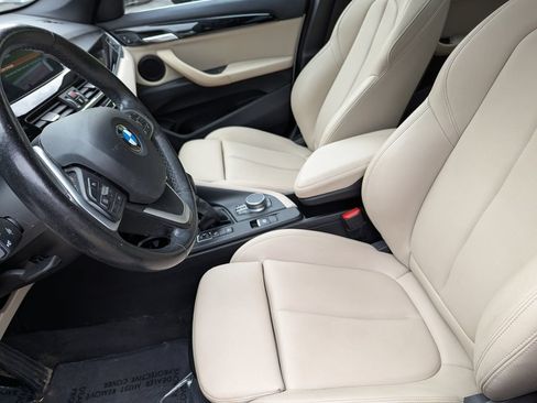 Used 2019 BMW X1 xDrive28i w/ Convenience Package AWD/4WD image 9