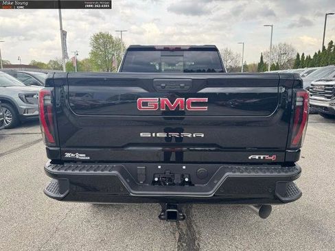 New 2026 GMC Sierra 2500 AT4 w/ AT4 Premium Plus Package AWD/4WD image 5