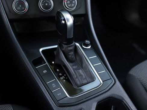 Used 2020 Volkswagen Jetta S w/ Driver Assistance Package image 16