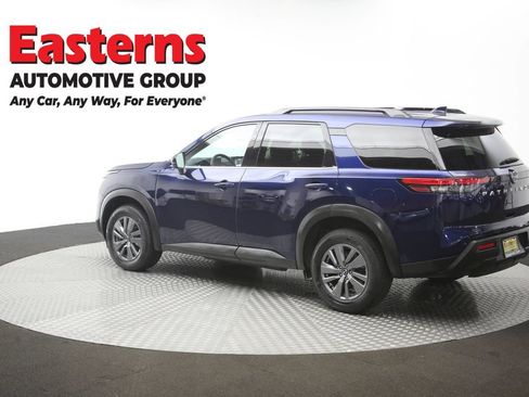 Used 2025 Nissan Pathfinder SV FWD image 64