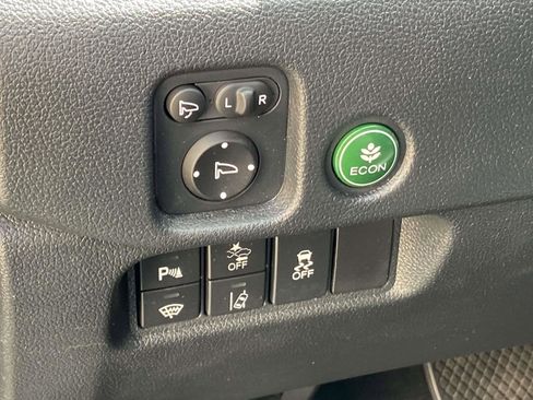 Certified 2024 Honda Passport Black Edition image 14