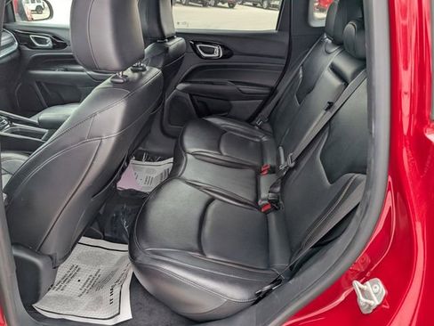 Used 2023 Jeep Compass Limited image 21