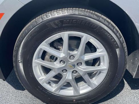 Certified 2024 Chevrolet Equinox LS w/ LS Convenience Package FWD image 8
